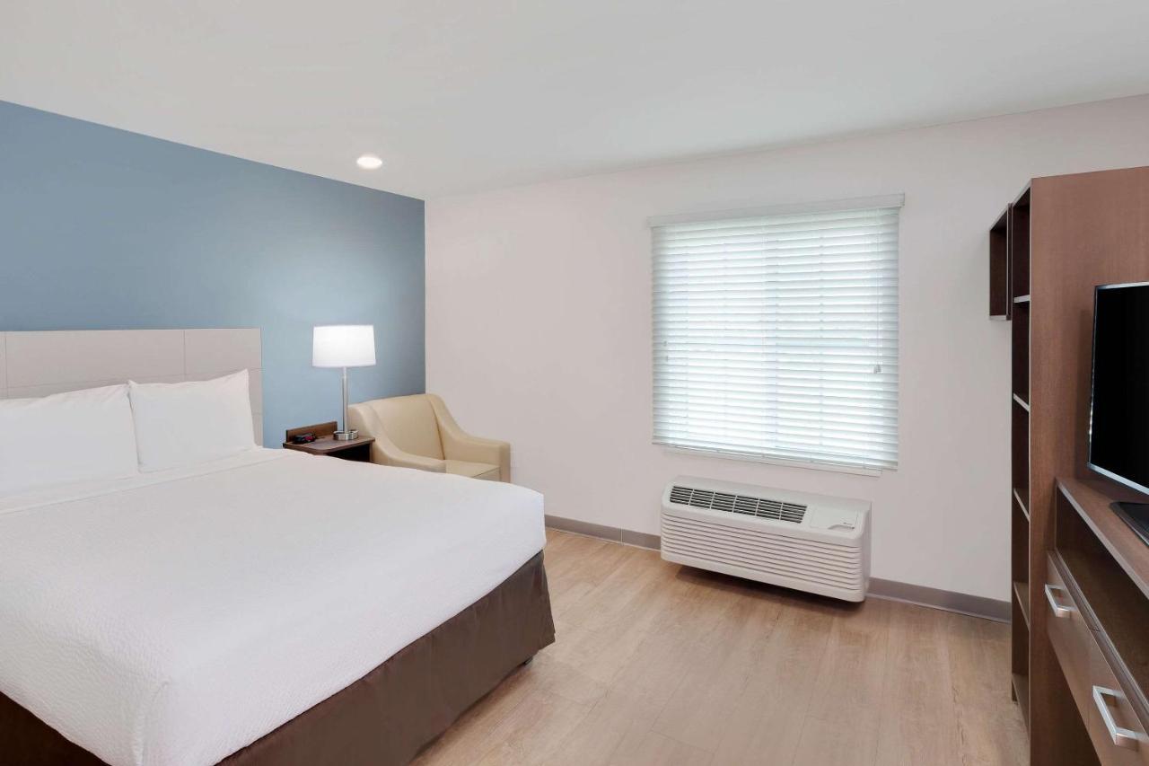 Woodspring Suites Bakersfield East Eksteriør bilde