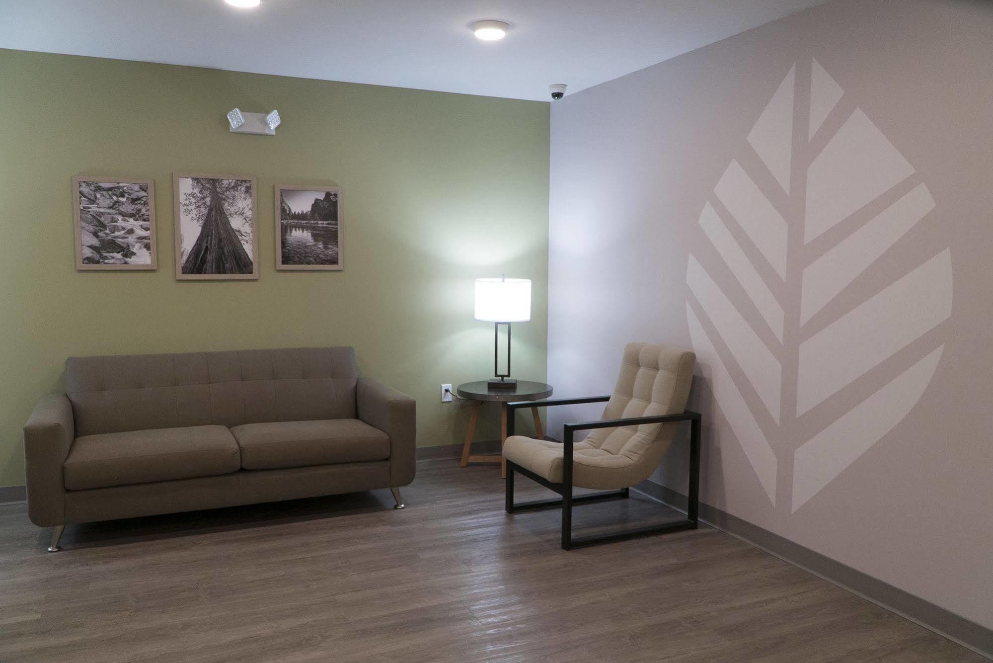 Woodspring Suites Bakersfield East Eksteriør bilde