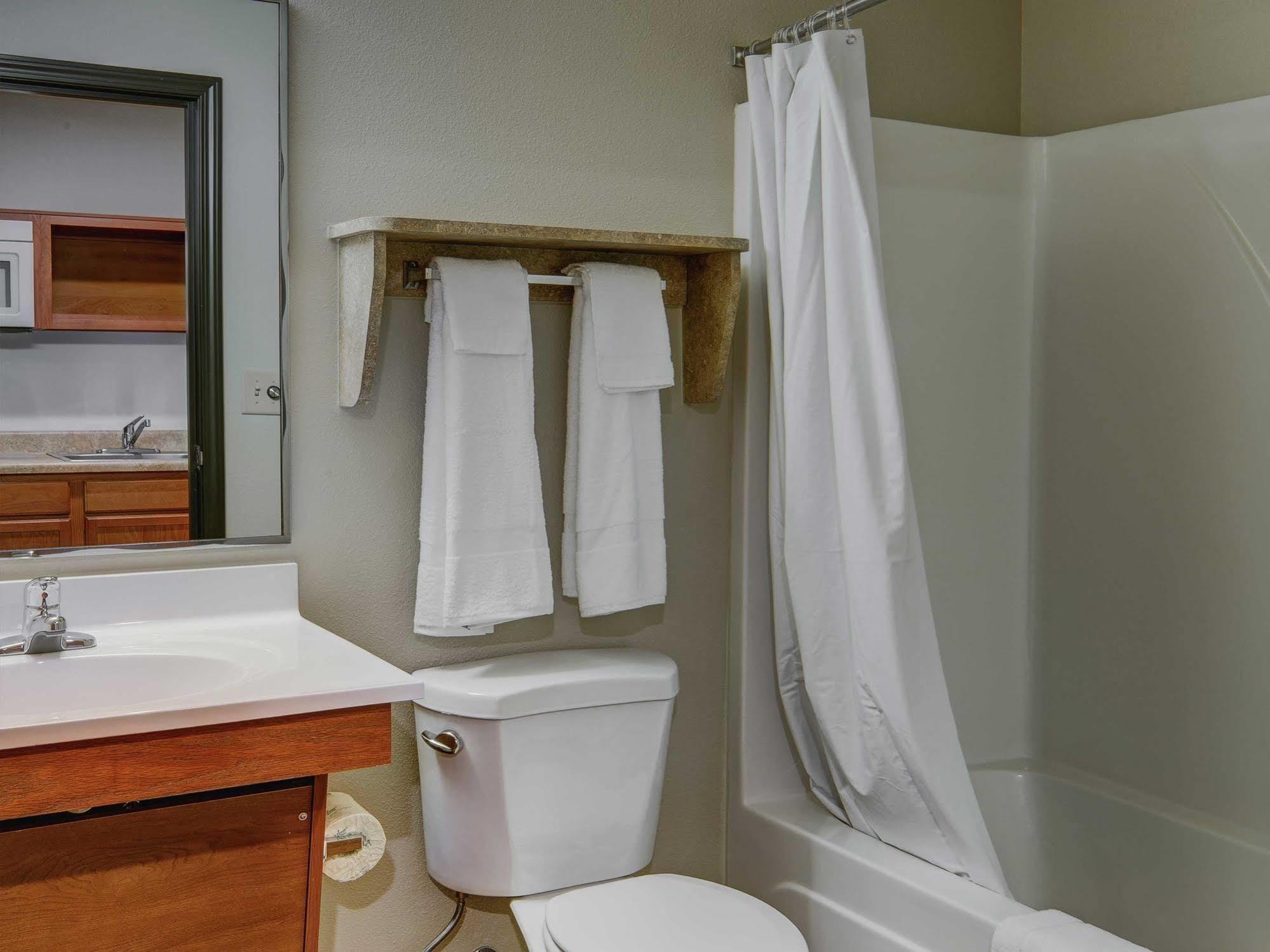 Woodspring Suites Bakersfield East Eksteriør bilde