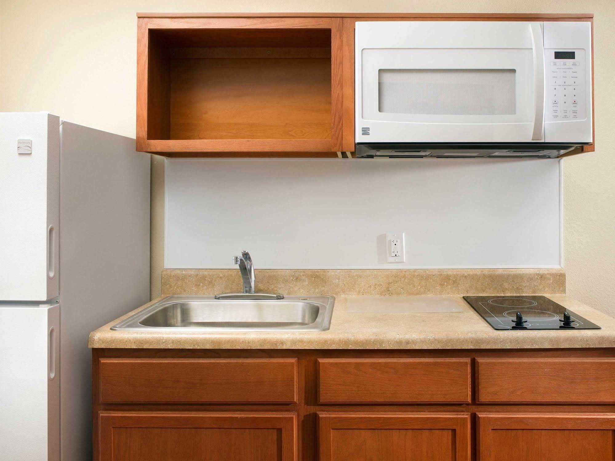 Woodspring Suites Bakersfield East Eksteriør bilde