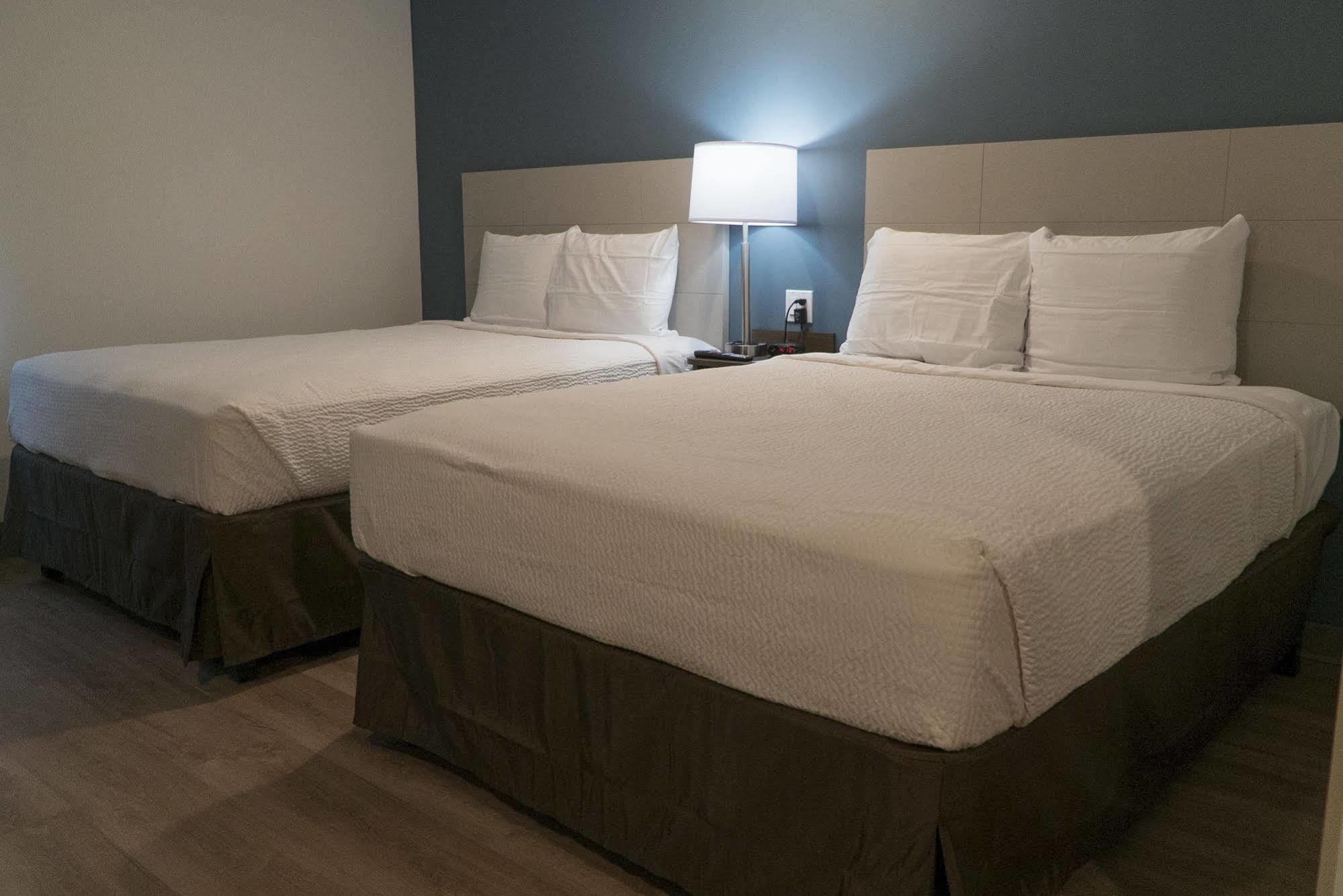 Woodspring Suites Bakersfield East Eksteriør bilde