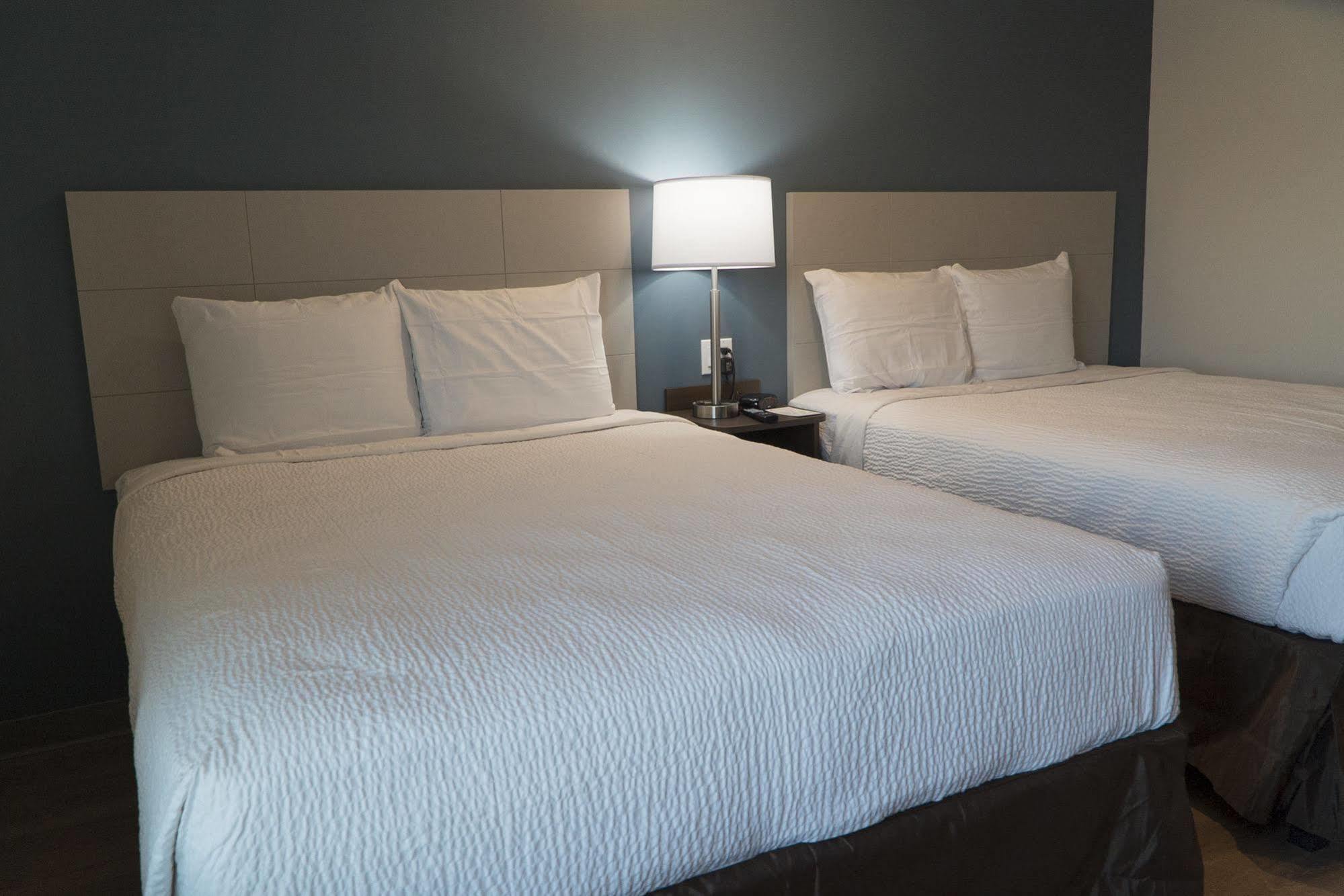 Woodspring Suites Bakersfield East Eksteriør bilde