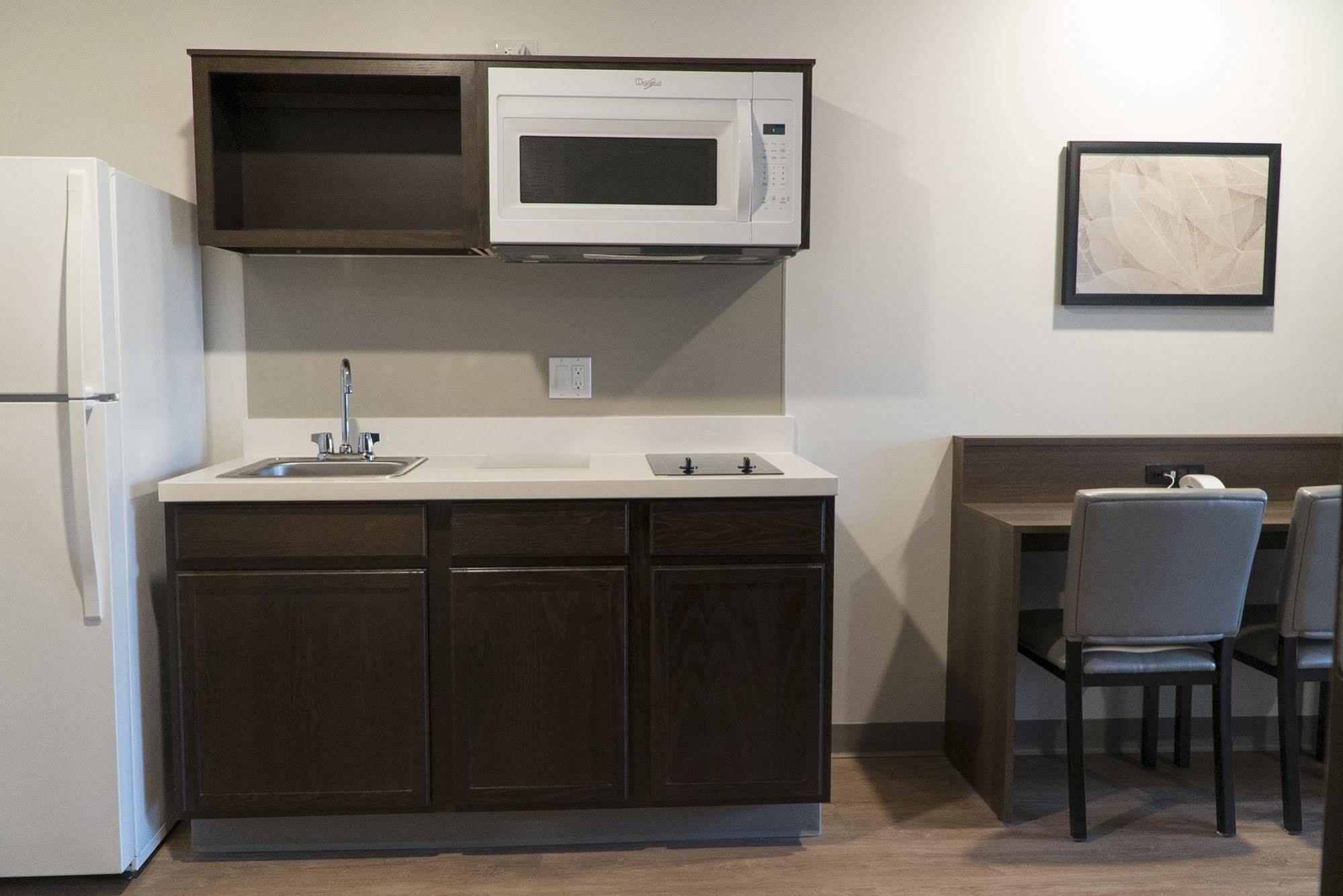 Woodspring Suites Bakersfield East Eksteriør bilde